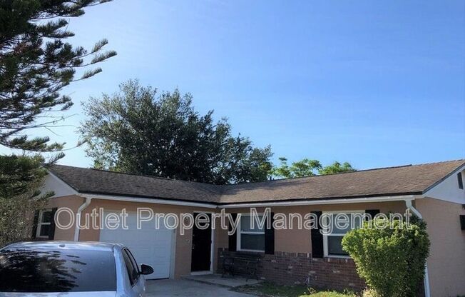 700 Trailwood Drive