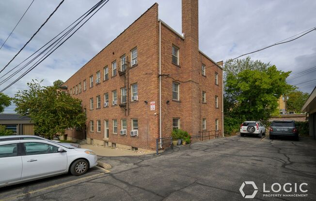 Stunning Apartment Within Walking Distance To U of U!