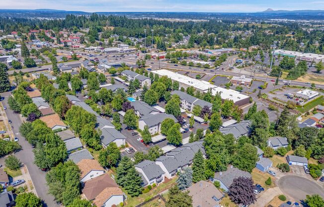Live the South Salem Lifestyle: Walkable city, beautiful nature, endless possibilities.