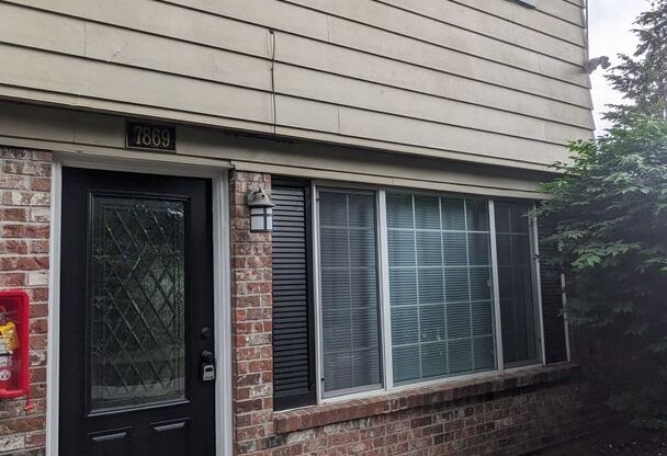 2 beds, 1.5 baths, 900 sqft, $1,545, Unit 7869