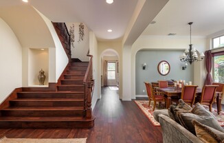 10750 HEATHER RDG DR
