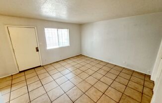 2 beds, 1 bath, 800 sqft, $895, Unit Unit A