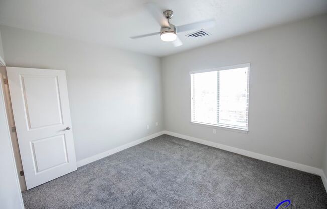 1 bed, 1 bath, 752 sqft, $1,299, Unit 301