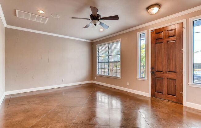 906 Juniper St, Austin, Texas 78702