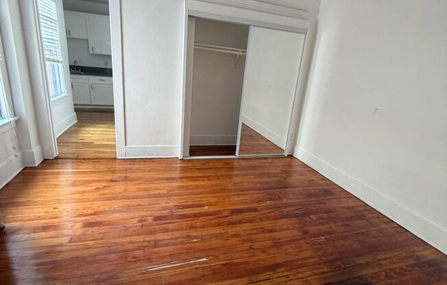 Studio, 1 bath, 300 sqft, $1,750, Unit 412