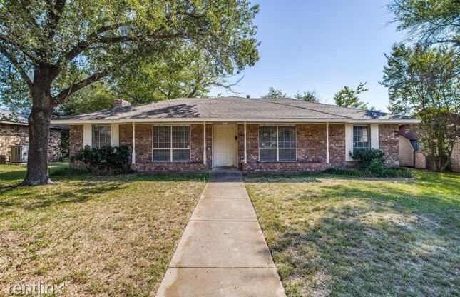 726 R Oakbluff Drive