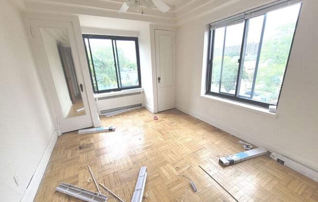2 beds, 1 bath, $1,425, Unit 410