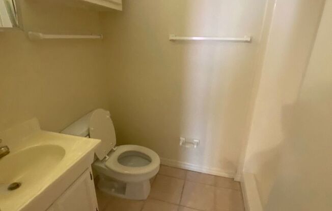 2 beds, 2 baths, $1,650