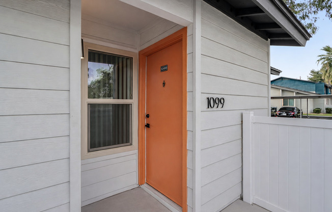 2 beds, 2 baths, 919 sqft, $1,799, Unit 1099