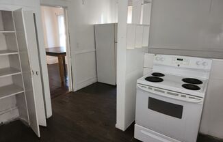 3 beds, 2 baths, 1,512 sqft, $999, Unit Unit A
