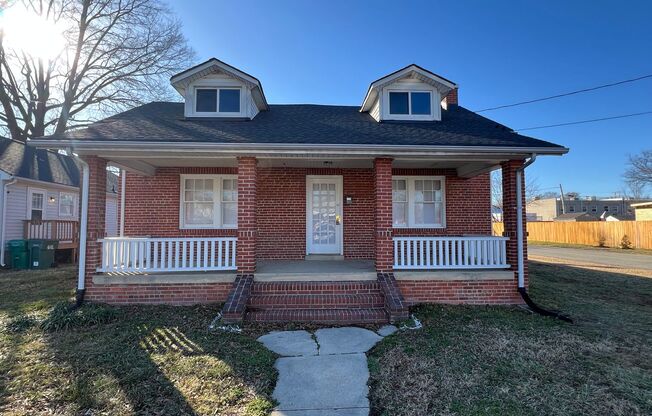 Completely Renovated Lakeside Gem: Modern 3-Bedroom Home with Expansive Outdoor Living