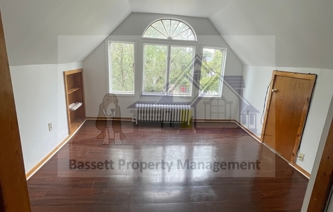 617 ELM ST