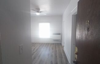 1 bed, 1 bath, 630 sqft, $1,695, Unit 12