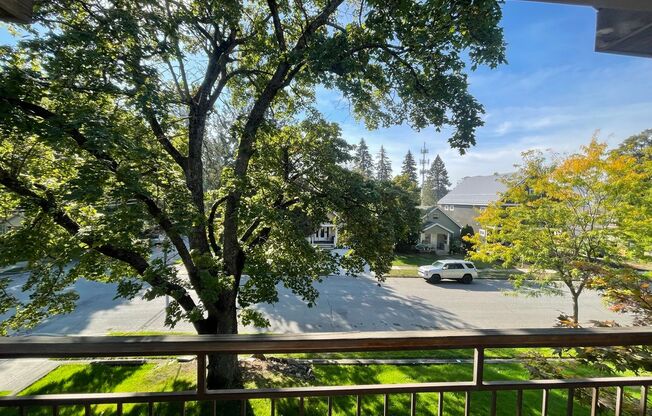 217 E Garden