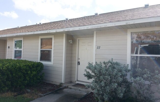 22 SANDALWOOD CT