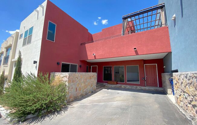 West El Paso 4bed/3.5bath Townhome