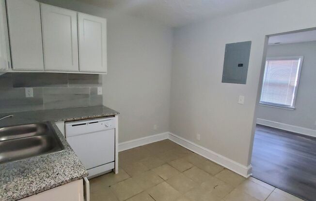 1 bed, 1 bath, $850