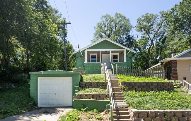 A Great 3BD/1BA Home That Has Been Renovated