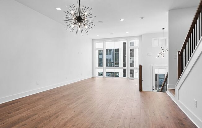 3 beds, 3.5 baths, $3,000, Unit Unit 12