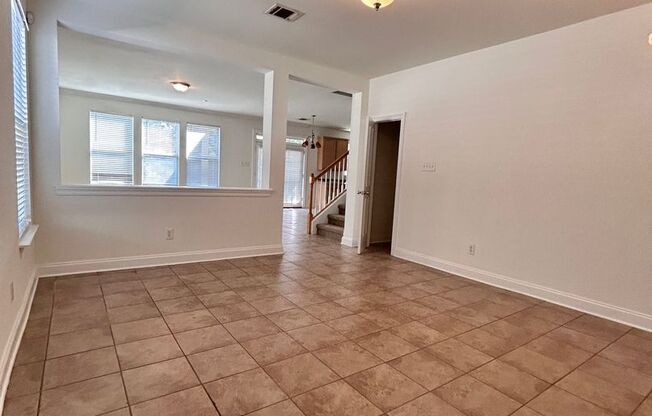 Newer 4 bedroom house off Old Hammond