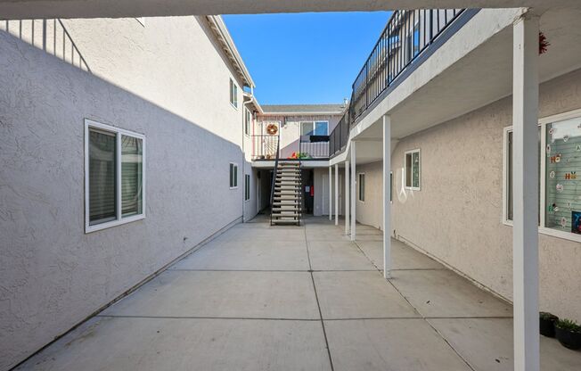 2231 Burroughs St