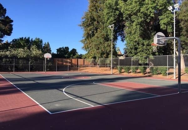 3 beds, 2 baths, 1,100 sqft, $3,850, Unit 133