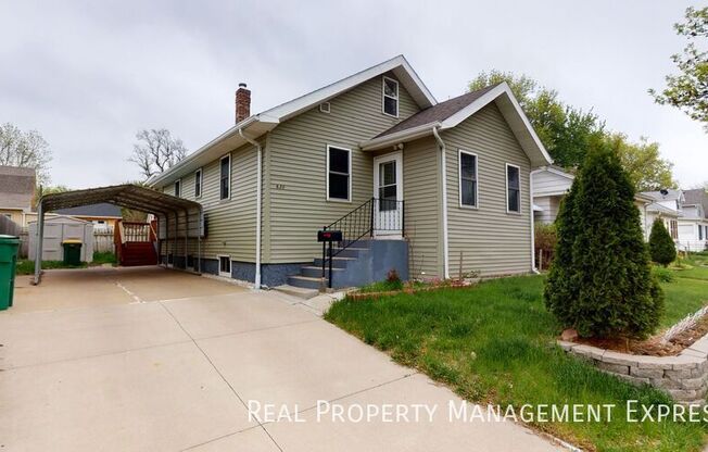 630 N Nesmith Ave