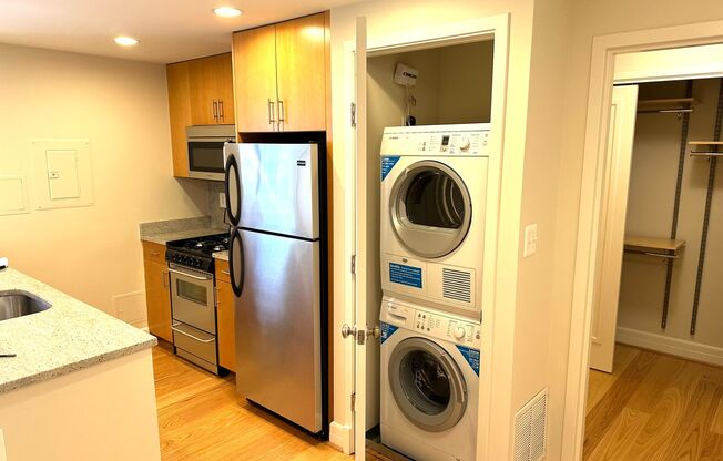 Studio, 1 bath, 440 sqft, $2,500, Unit 0719