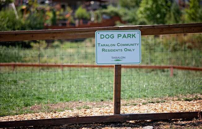 OR_HappyValley_TheElwood_Neighborhood_DogPark