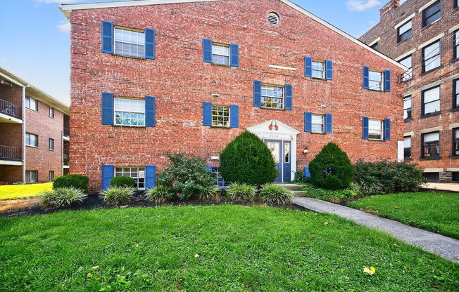 1 bed, 1 bath, 400 sqft, $875, Unit 13