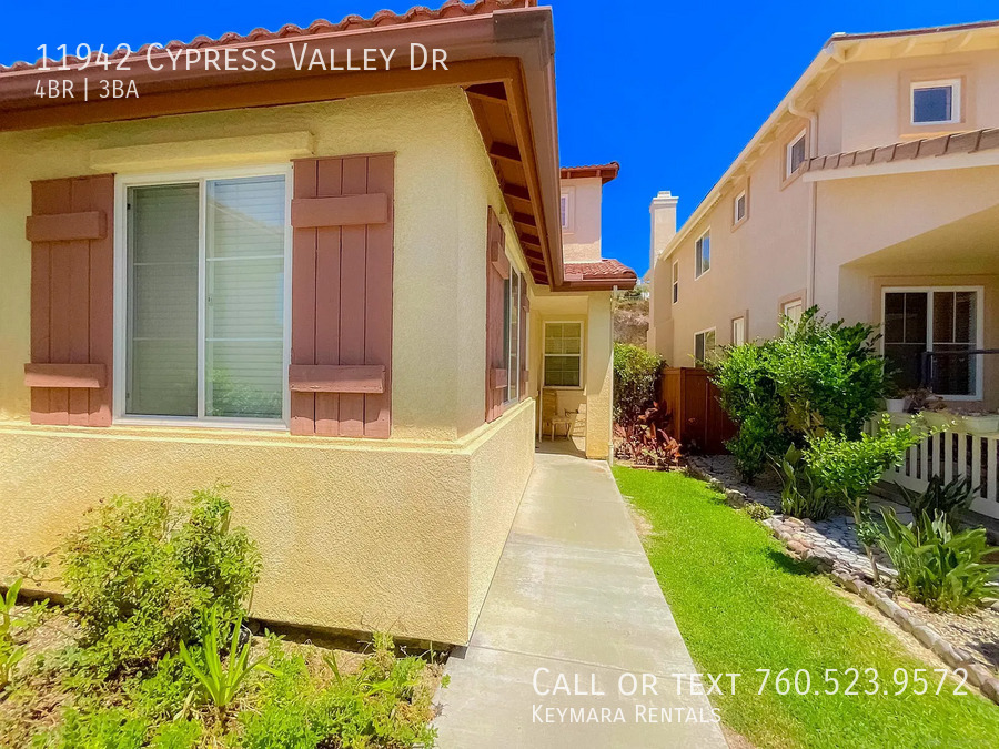 11942 CYPRESS VLY
