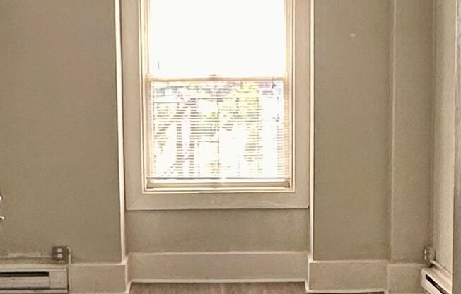 Studio, 1 bath, 255 sqft, $1,525, Unit 909