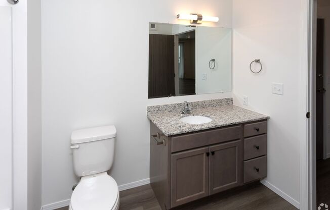 1 bed, 1 bath, 707 sqft, $1,515, Unit 214