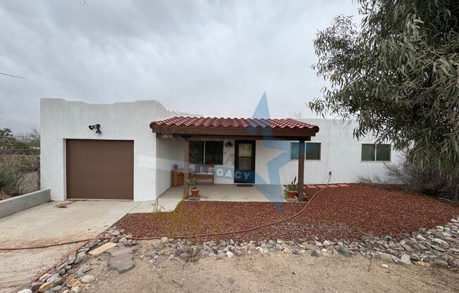 Hurry Leasing Special!! 3-Bedroom Home