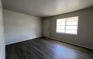 3 beds, 1 bath, $1,295