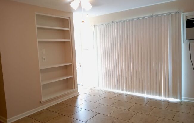 3921 Prytania
