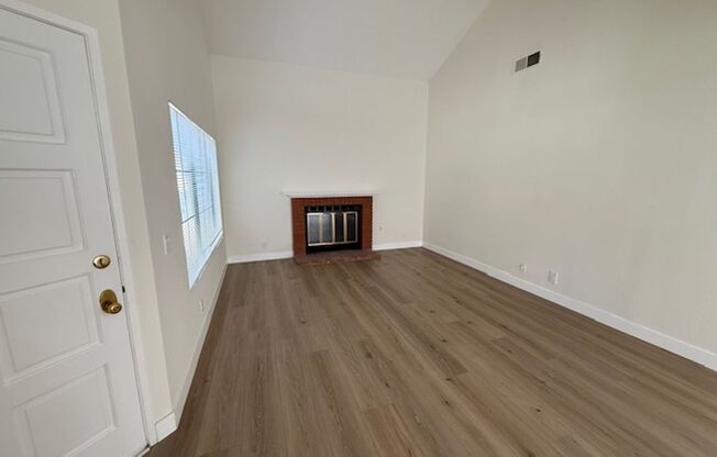 Updated 3 Bedroom Detached Home in Woodbridge Irvine