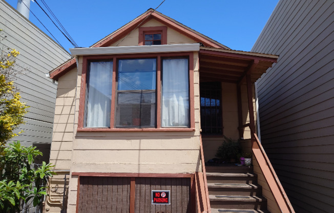 654 LAKEVIEW AVE