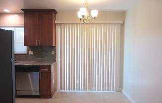 2 beds, 2 baths, $2,495, Unit 3