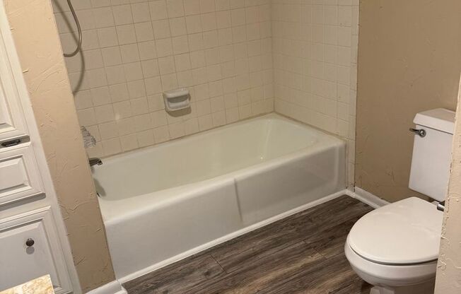 Beautiful Condo Overlooking Lake Ray Hubbard in Chandler's Landing
