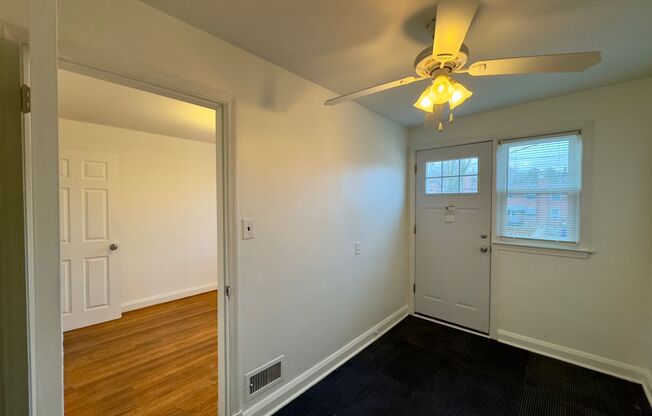 Charming 3 Bedroom/1.5 Bathroom in Yale Heights, MD!