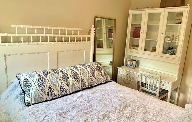 1 bed, 1 bath, 500 sqft, $2,450, Unit 302