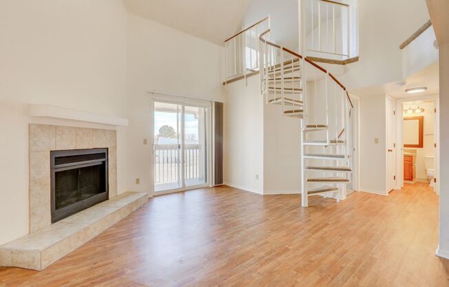 1 bed, 2 baths, 890 sqft, $1,800, Unit 302