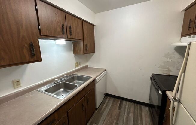 992 Third Street