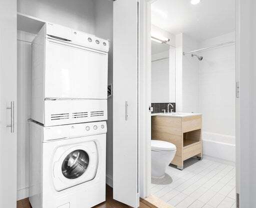 1 bed, 1 bath, $4,300, Unit 12C