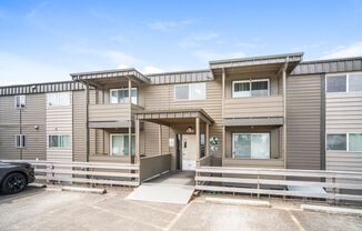 2 beds, 1 bath, 728 sqft, $1,400, Unit 825-29