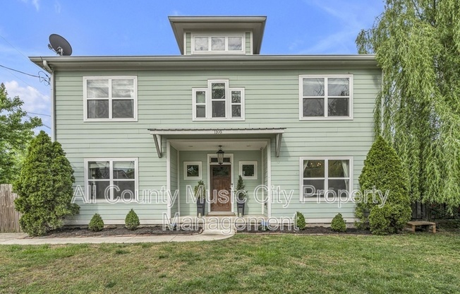 1105 49 AVE N