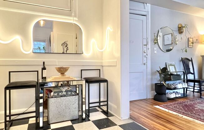 1 bed, 1 bath, 750 sqft, $1,925, Unit 873-20