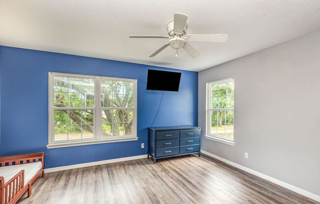 4100 Fox Hollow