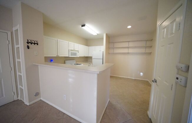 1 bed, 1 bath, $1,295, Unit Building 4